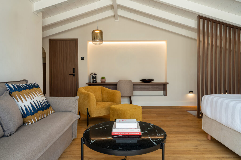 aetheria-boutique-hotel-loft-suite10